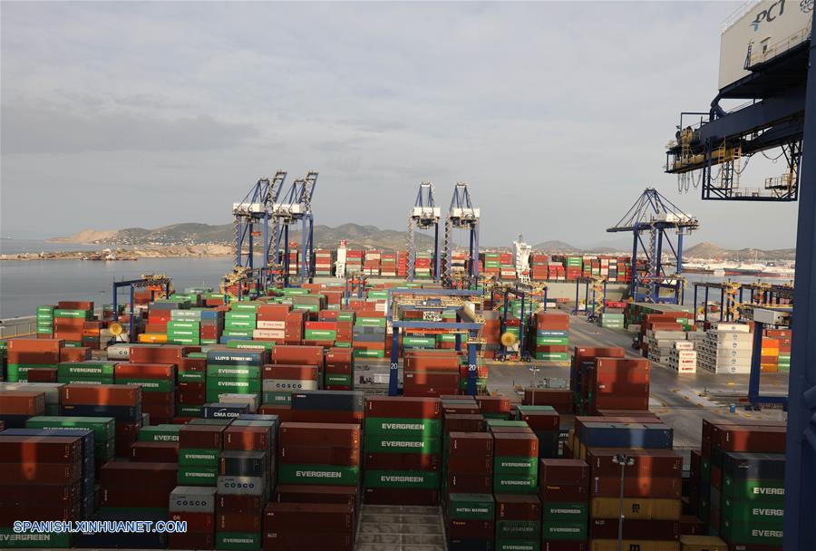 Cosco, compañía naviera de China reconocida en Grecia