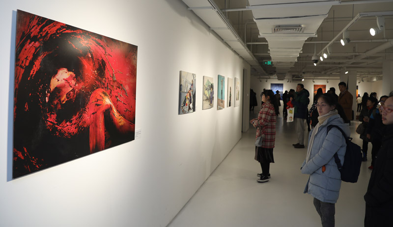 Exposición de arte contemporáneo colombiano en Beijing cierra el año con broche de oro