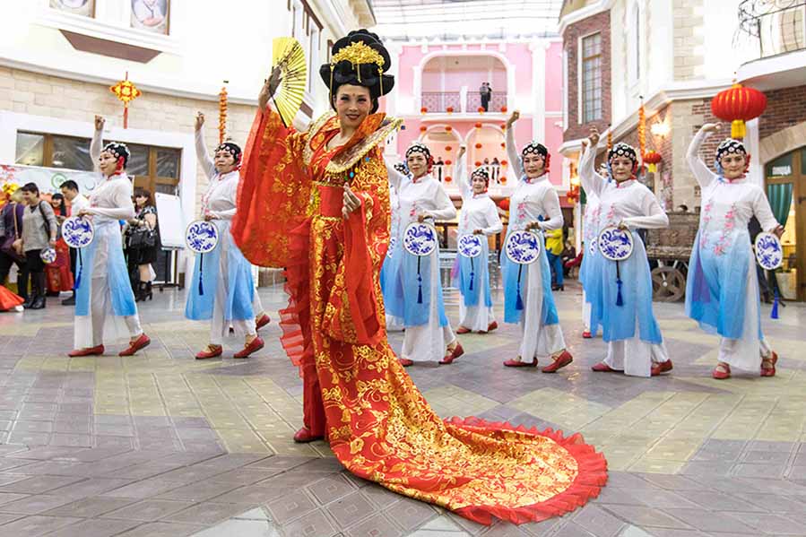 Las ciudades vecinas Heihe y Blagoveshchensk celebran juntas el año nuevo chino