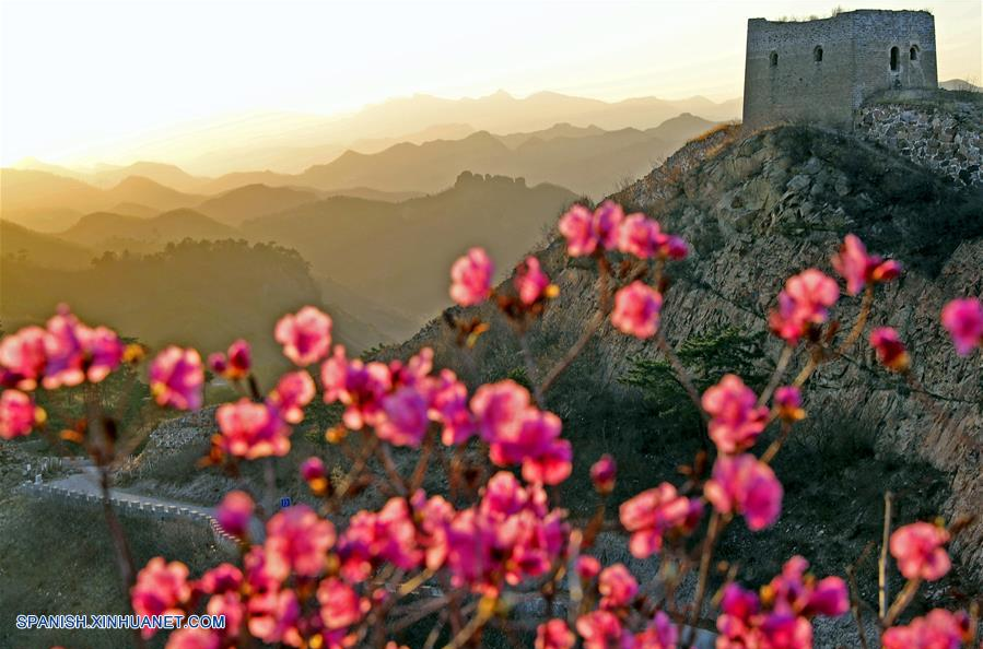 Liaoning: Vista de antigua Gran Muralla en Huludao