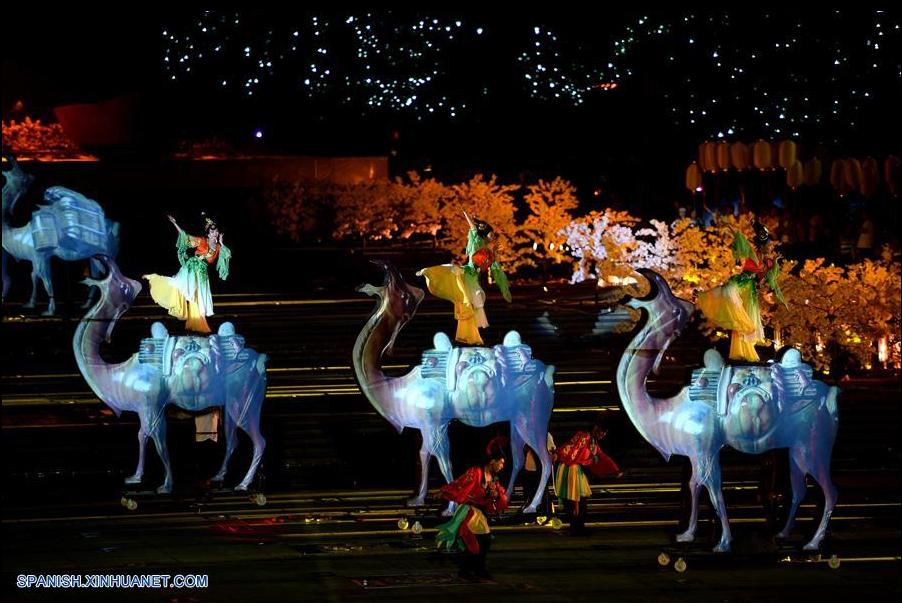 Espectáculo de luces llevado a cabo en Pagoda de Dayan en Xi'an