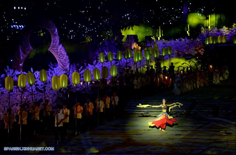 Espectáculo de luces llevado a cabo en Pagoda de Dayan en Xi'an