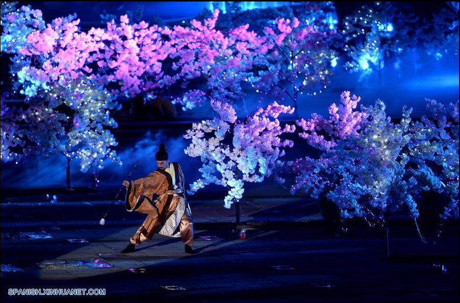 Espectáculo de luces llevado a cabo en Pagoda de Dayan en Xi'an