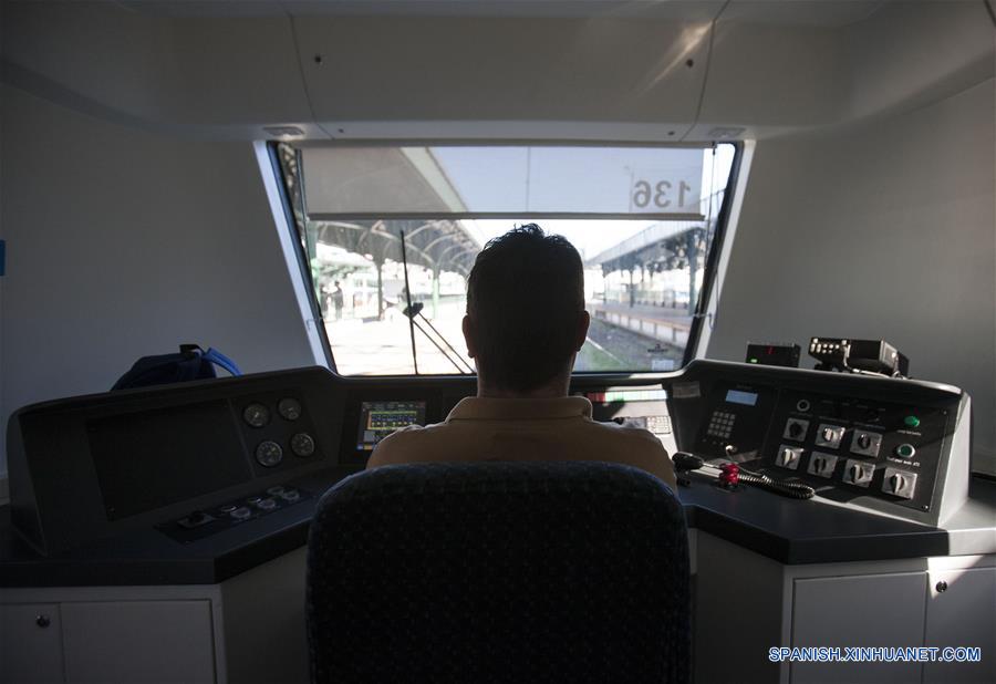 Trenes chinos brindan mayor capacidad y comodidad a conductores y pasajeros de Argentina