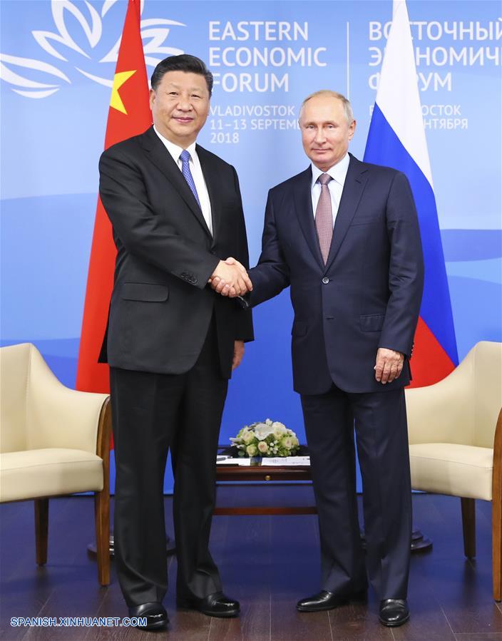 Xi y Putin prometen promover lazos pese a cambios globales