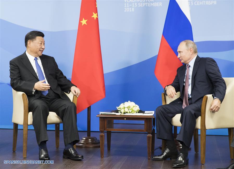 Xi y Putin prometen promover lazos pese a cambios globales