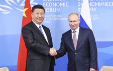 Xi y Putin prometen promover lazos pese a cambios globales