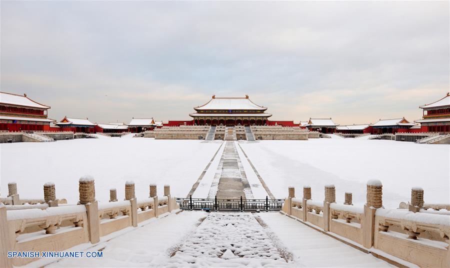 Imágenes de archivo de Museo del Palacio después de una nevada en Beijing