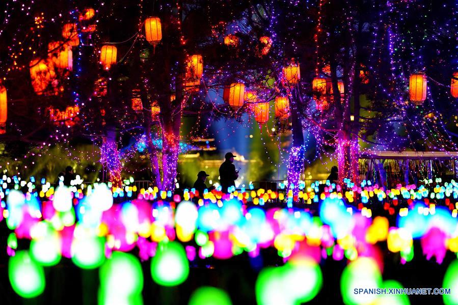 Celebran Festival de los Faroles en China