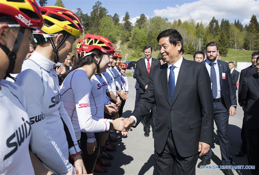 Máximo legislador de China visita Noruega para promover relaciones bilaterales