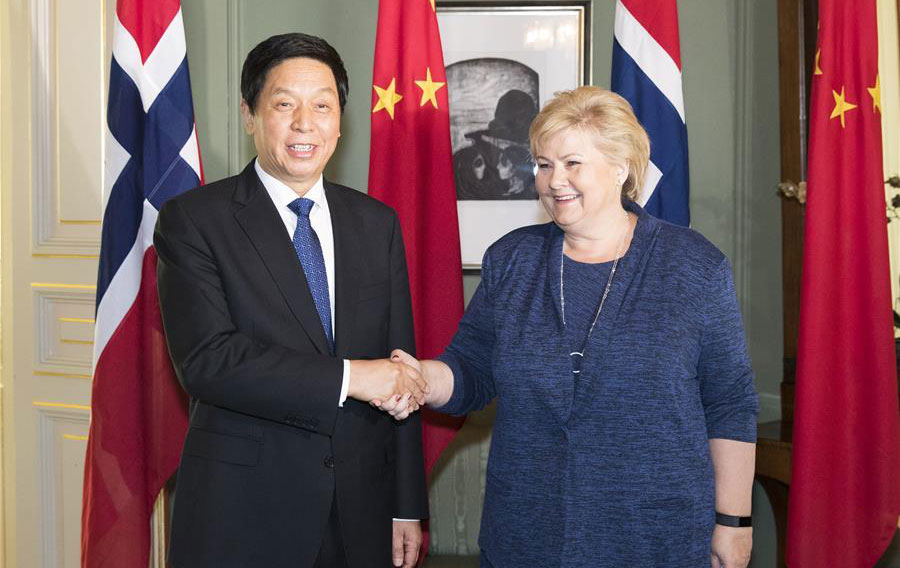 Máximo legislador de China visita Noruega para promover relaciones bilaterales