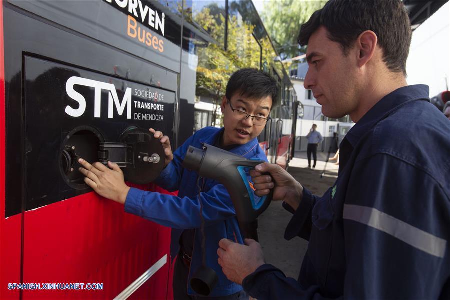 ESPECIAL: Argentina apuesta a movilidad sustentable con autobuses eléctricos chinos