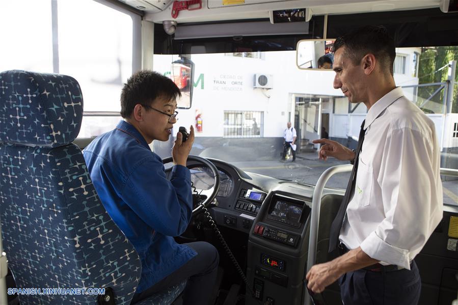 ESPECIAL: Argentina apuesta a movilidad sustentable con autobuses eléctricos chinos