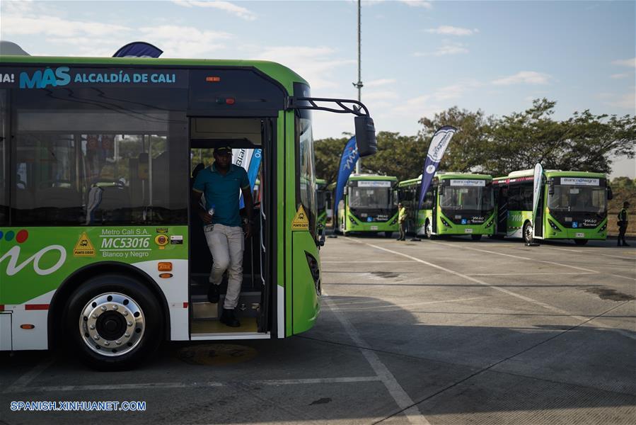 ESPECIAL: Autobuses eléctricos chinos se unen a transporte público en Cali, Colombia