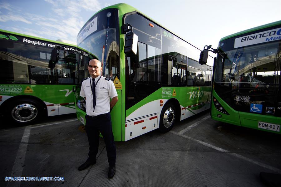 ESPECIAL: Autobuses eléctricos chinos se unen a transporte público en Cali, Colombia