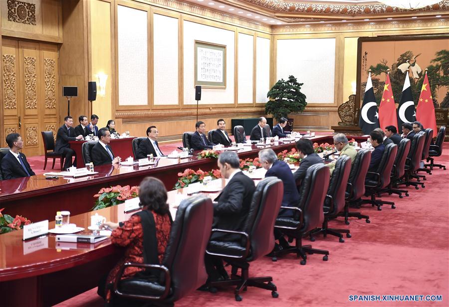 China y Pakistán prometen reforzar cooperación