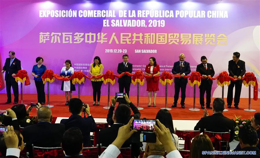 La inauguración de la VI Exposición Comercial de la República Popular China en El Salvador