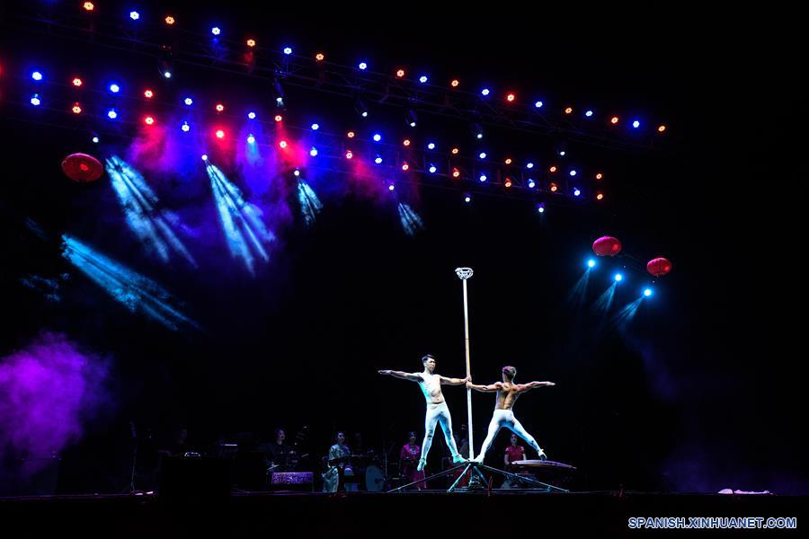 ESPECIAL: Danza, música y acrobacias se mezclan para celebrar el Año Nuevo Lunar chino en Chile