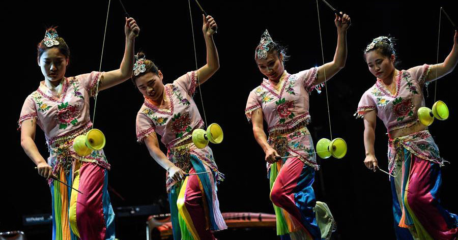 ESPECIAL: Danza, música y acrobacias se mezclan para celebrar el Año Nuevo Lunar chino en Chile