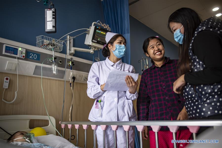 Niños de Myanmar con cardiopatía congénita reciben tratamiento gratuito en China