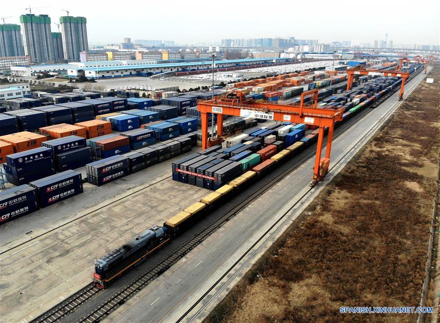 Tren de carga marino intermodal restaura operación regular después del Festival de Primavera chino