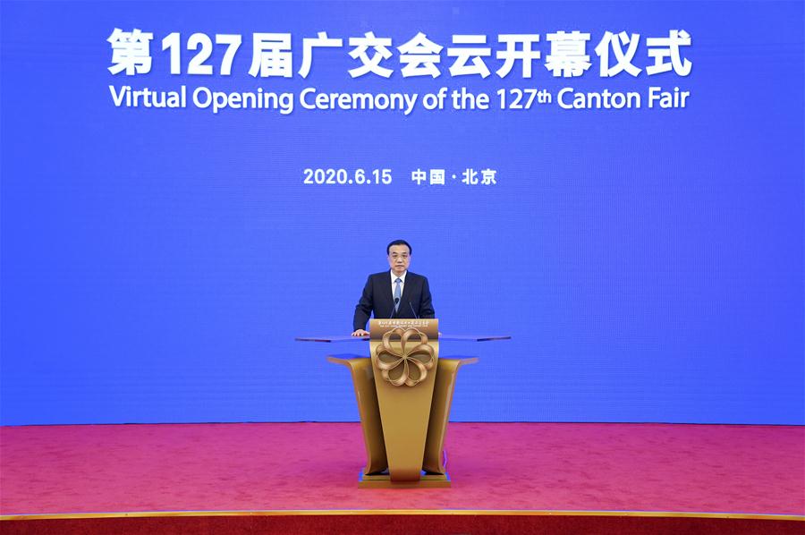 Primer ministro chino asiste a ceremonia inaugural de Feria de Cantón en línea