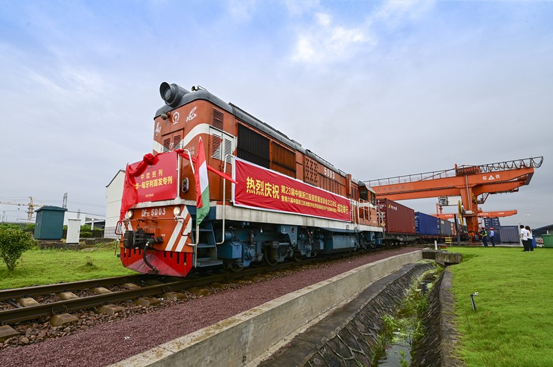 China construirá una Franja y Ruta más interconectada