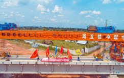 Concluye la construcción del puente más largo del ferrocarril China-Laos