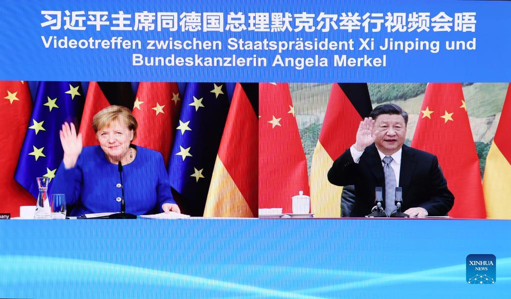 Xi se reúne con Merkel vía enlace de video e insta a lazos fortalecidos con UE y Alemania