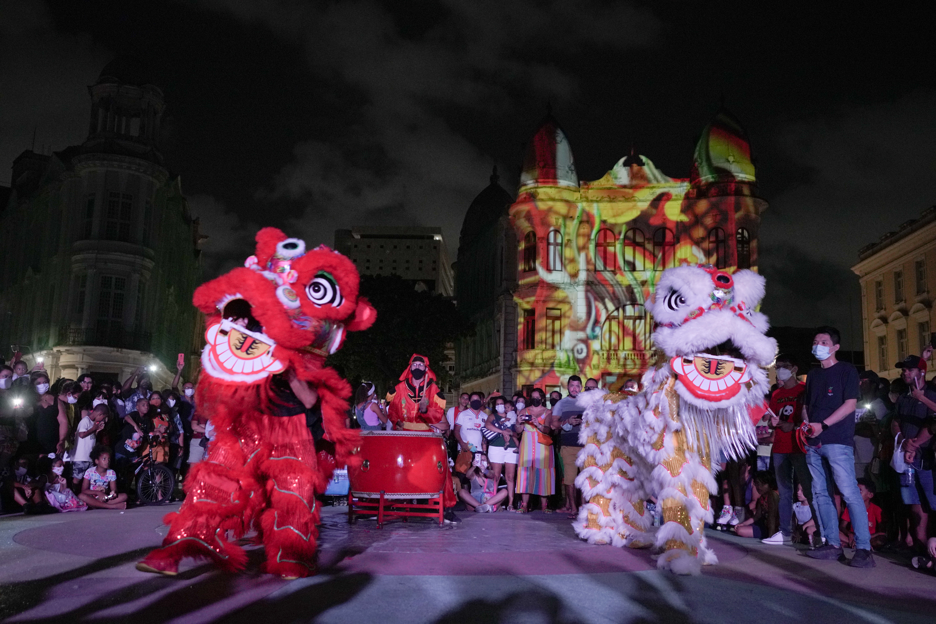 Brasil: Espectáculo de luces para celebrar el Año Nuevo Lunar chino y los Juegos Olímpicos de Invierno de Beijing 2022