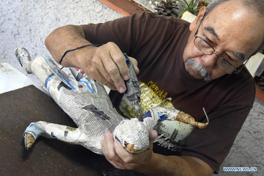 Un guerrero de terracota resguarda al Instituto Confucio de La Habana