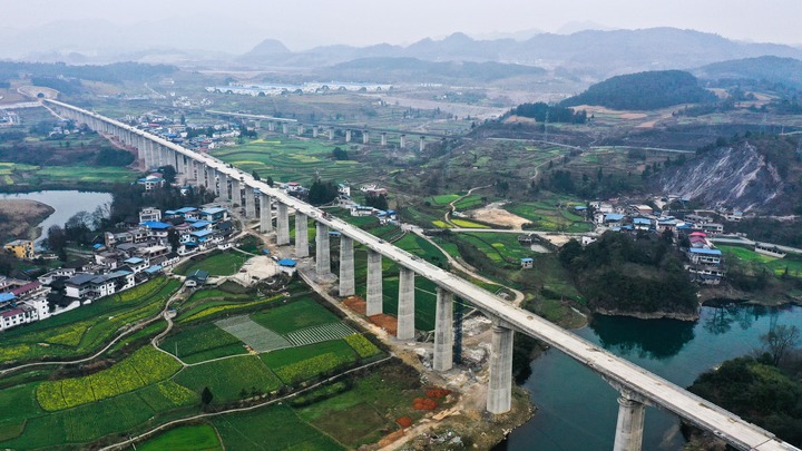 Guizhou: Construcción del ferrocarril de alta velocidad Guiyang-Nanning