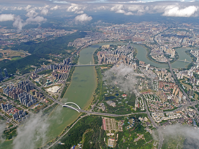 Guangxi: Paisaje del río Yongjiang en Nanning