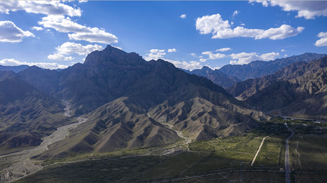 Paisaje de la montaña Helan en Yinchuan, Ningxia