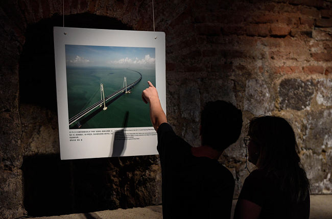 Exposición fotográfica celebra 70º aniversario del Instituto Chileno Chino de Cultura