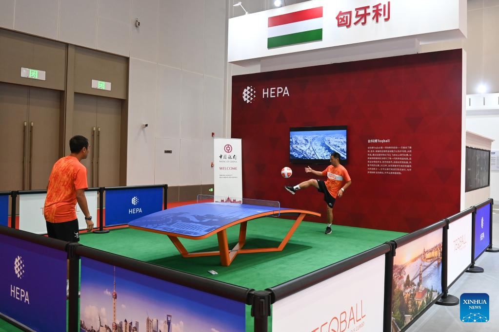 Zhejiang: La III Exposición China-CEEC y Feria Internacional de Bienes de Consumo en Ningbo