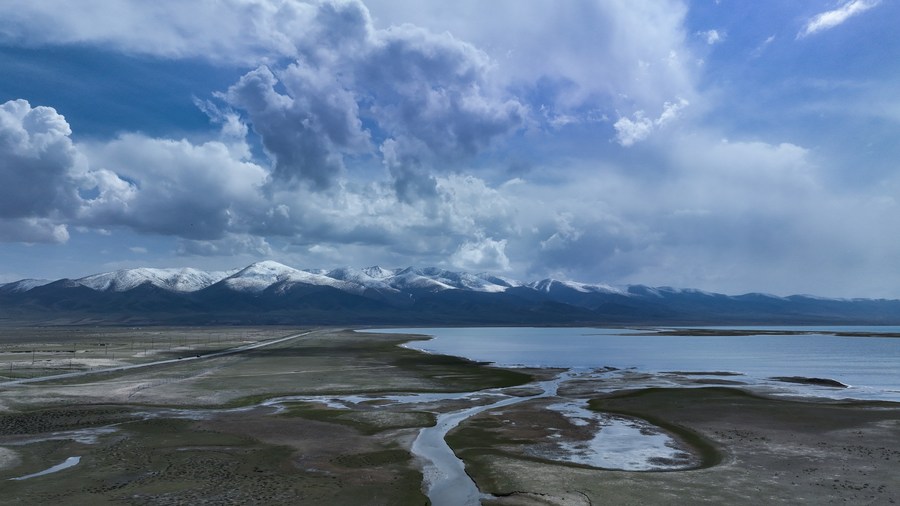 Paisaje del lago Qinghai