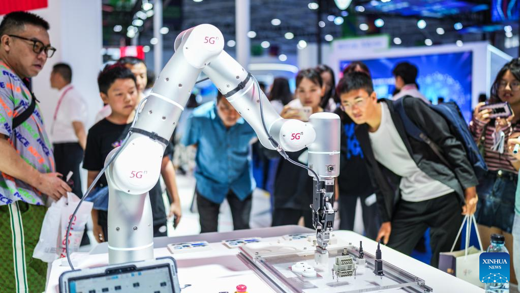 Guizhou: Exposición Internacional de la Industria de Macrodatos de China 2023 en Guiyang