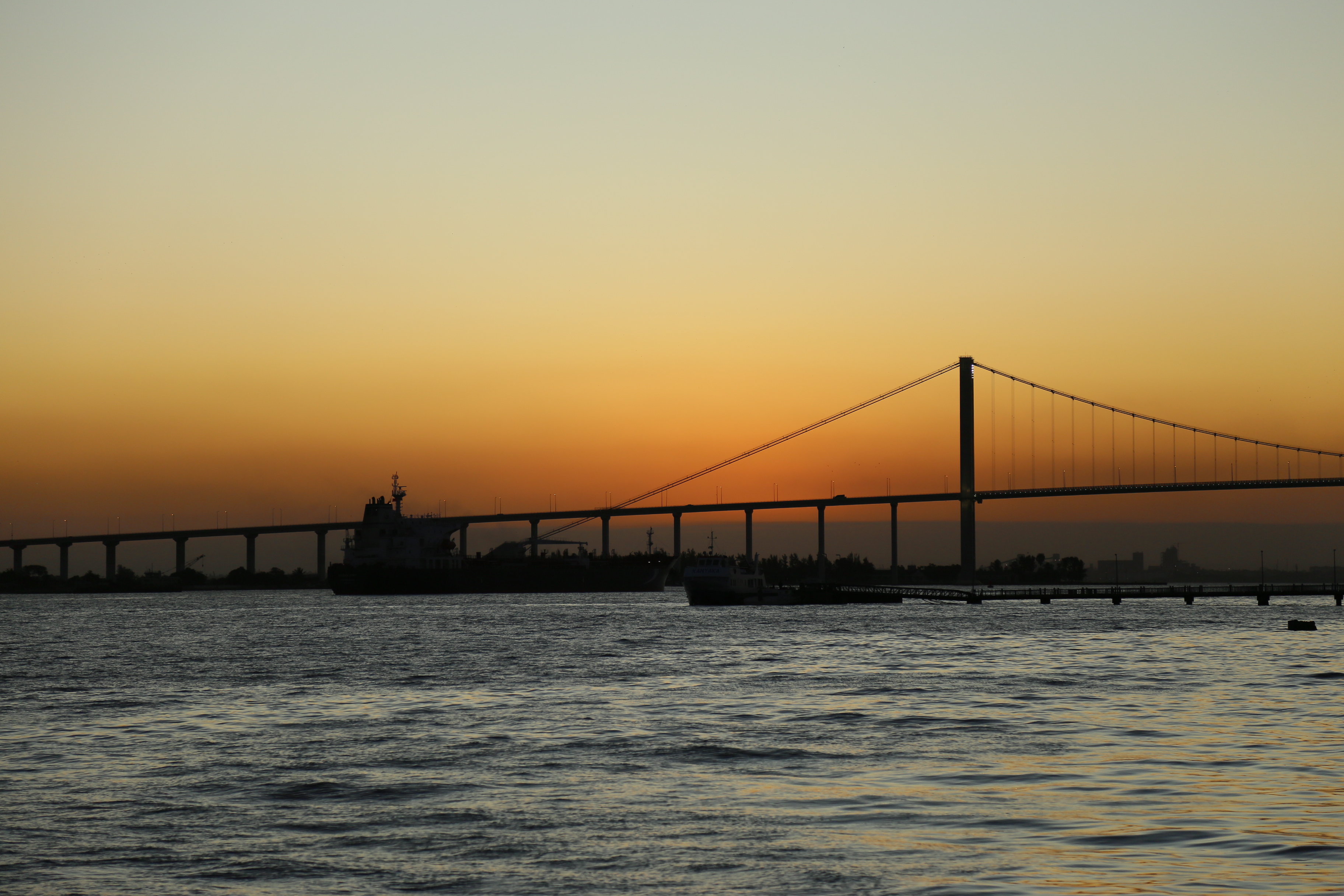 Puentes construidos en diferentes países, proyectos en el marco de la Iniciativa de la Franja y la Ruta